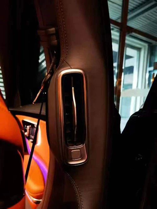 New air vents for Mercedes Vito and V-Class mounted on B-pillars