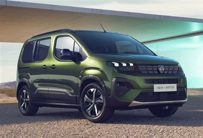 Δύο εκδόσεις του επίσημου χάρτη Peugeot E-Rifter είναι διαθέσιμες προς κυκλοφ...