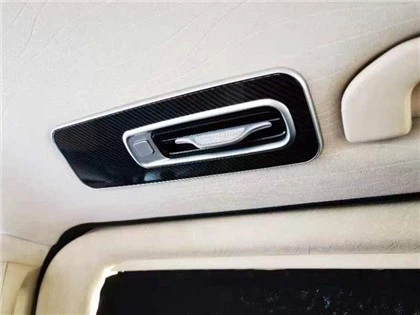 Νέοι ορθογώνιοι αεραγωγοί για Mercedes Vito και V-class