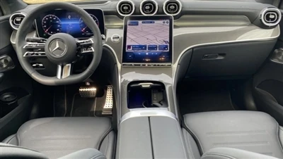 Το υπέροχο εσωτερικό της Mercedes GLC 300 Coupe
